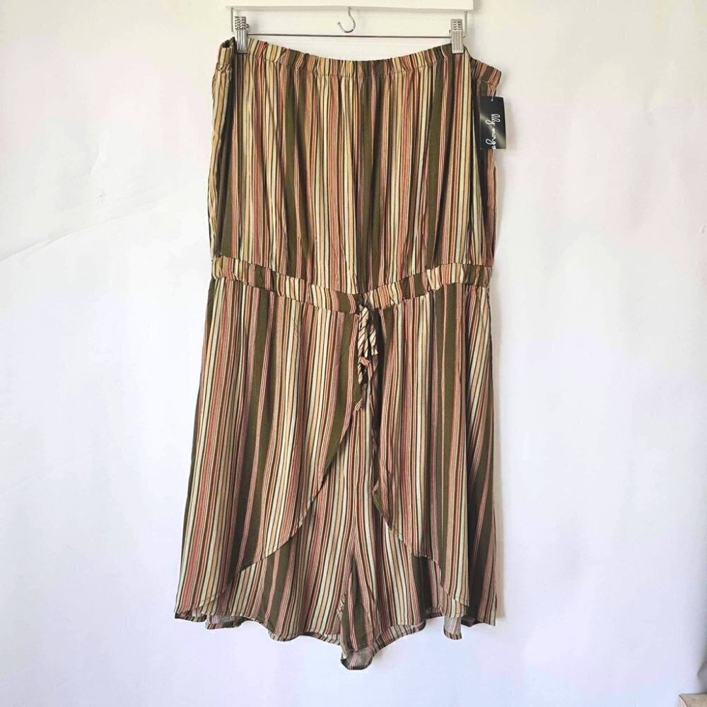 Lily Morgan, Women's Plus Striped Sleeveless Romper. Size: 2X. NWT